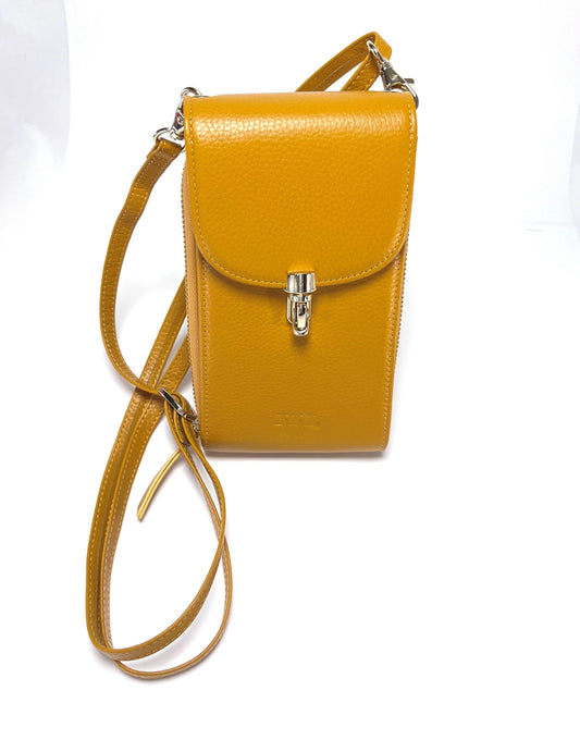 Country Club Clutches - GOLF LEAGUE