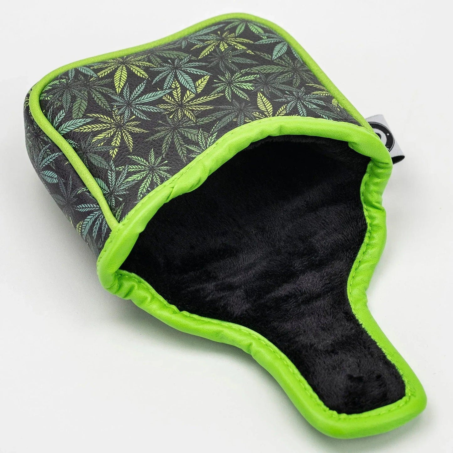 420_23_HeadcoverWebsitePhotos_DetailsArtboard35 - GOLF LEAGUE