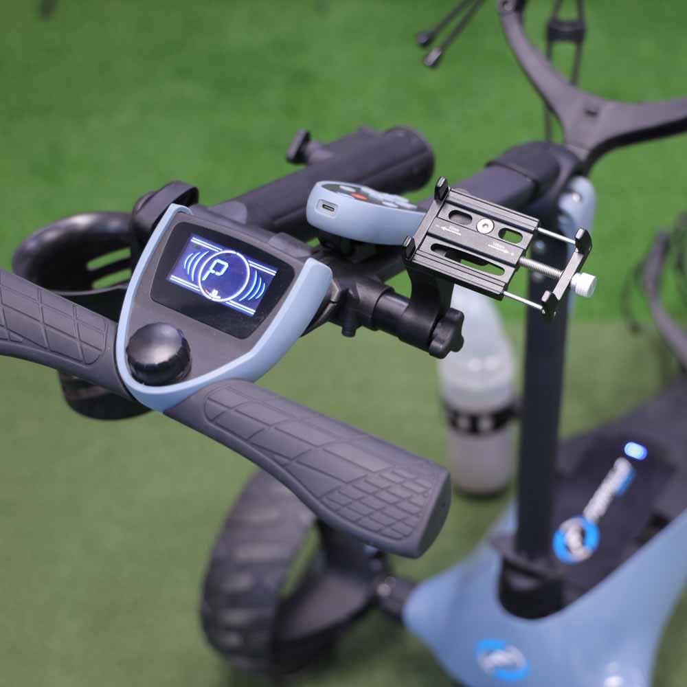 Formula_Deluxe_Media_Holder_empty_Optimized - GOLF LEAGUE