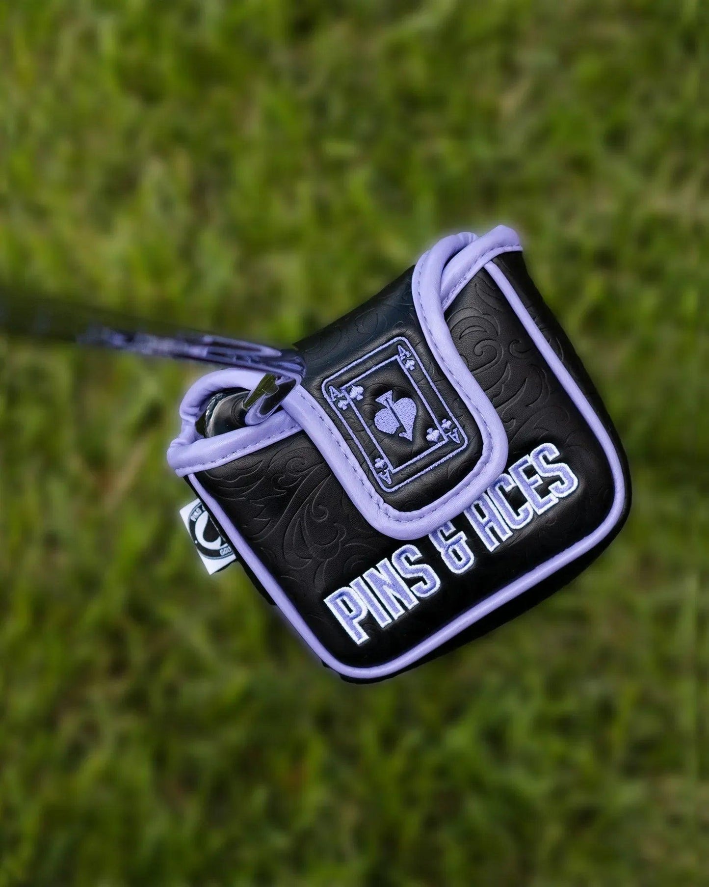 RoyalFlushHeadcovers_LifestyleonClubsArtboard8 - GOLF LEAGUE