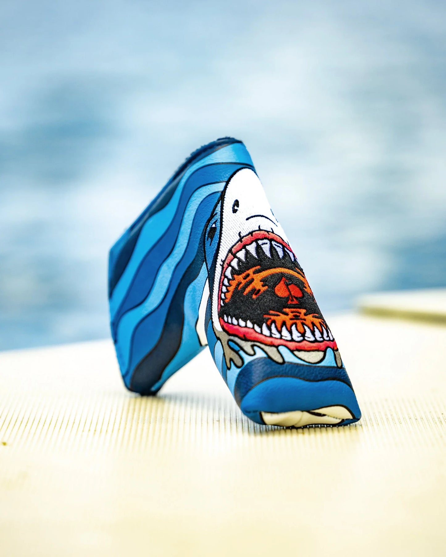 Shark Attack Blade Putter Cover - GOLF LEAGUE