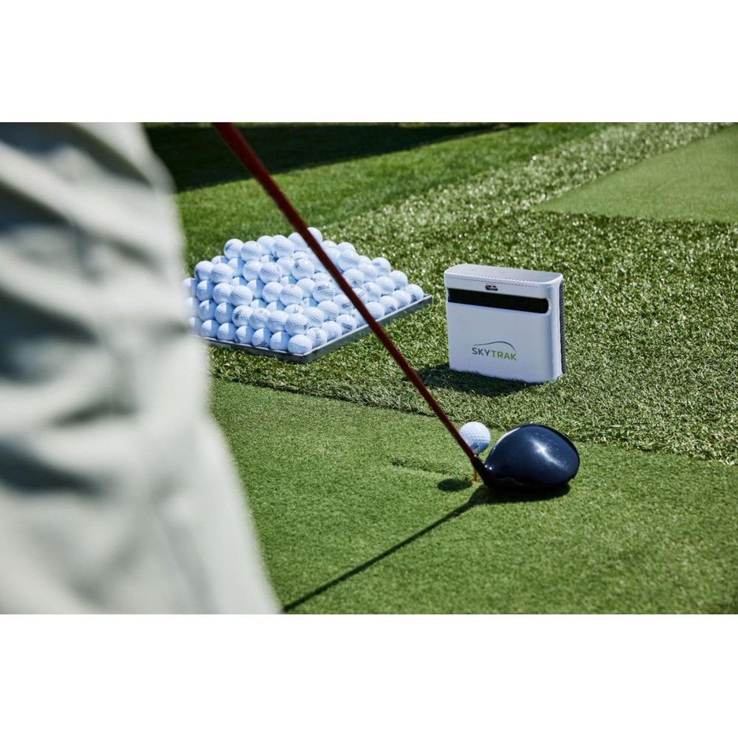 SkyTrak_inuse - GOLF LEAGUE