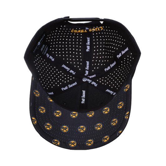 Smilley-black-hat - GOLF LEAGUE