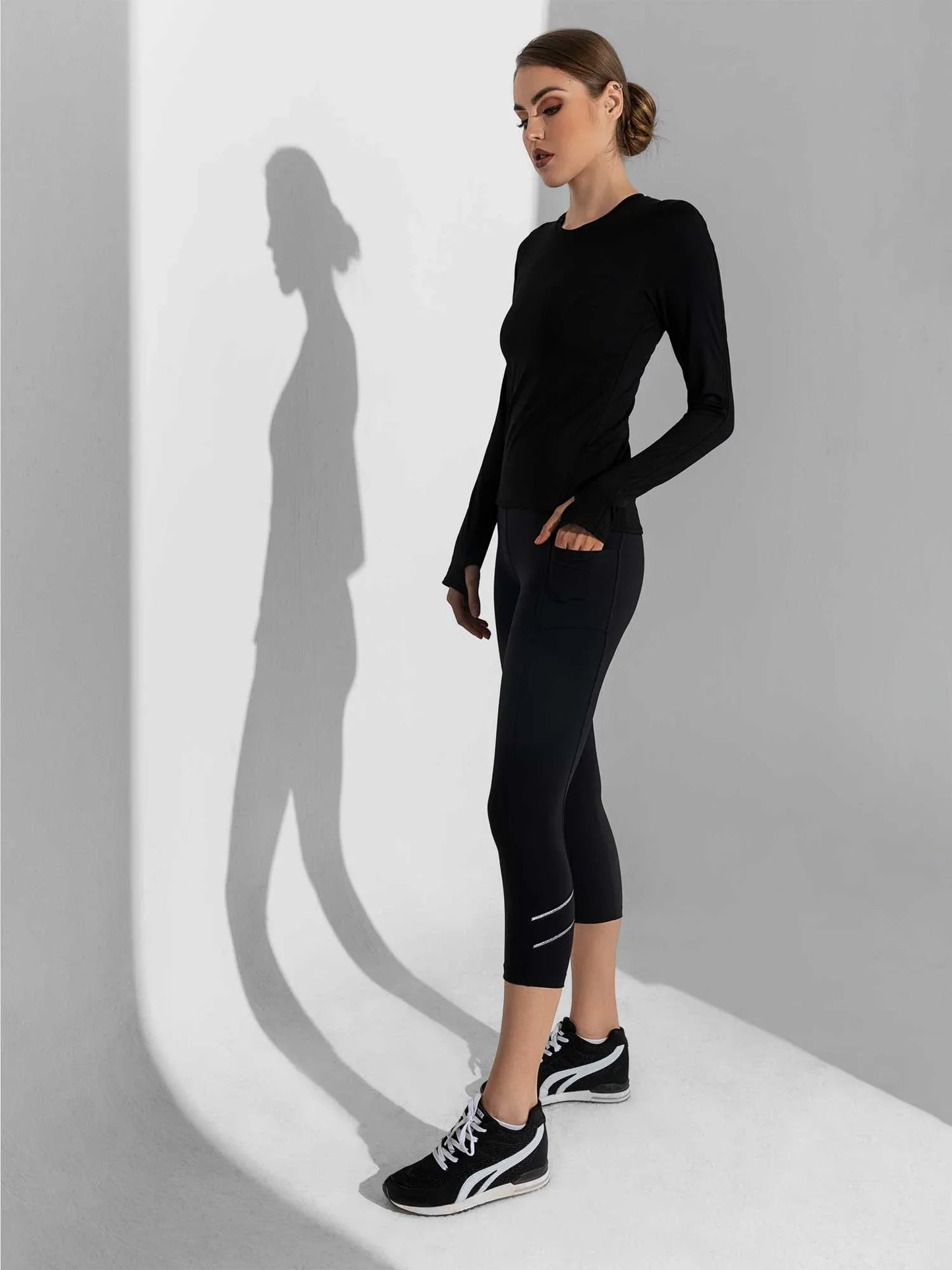 Zone Capri Legging - Black/Silver - GOLF LEAGUE