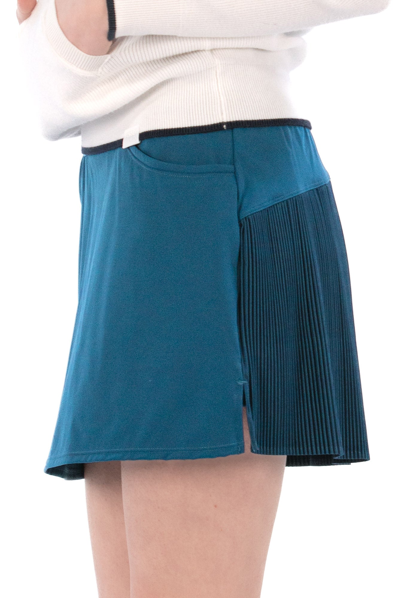 Core Crinkle Pleat Skirt