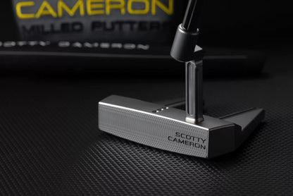 Scotty Cameron 2025 Phantom 7.2 Putter