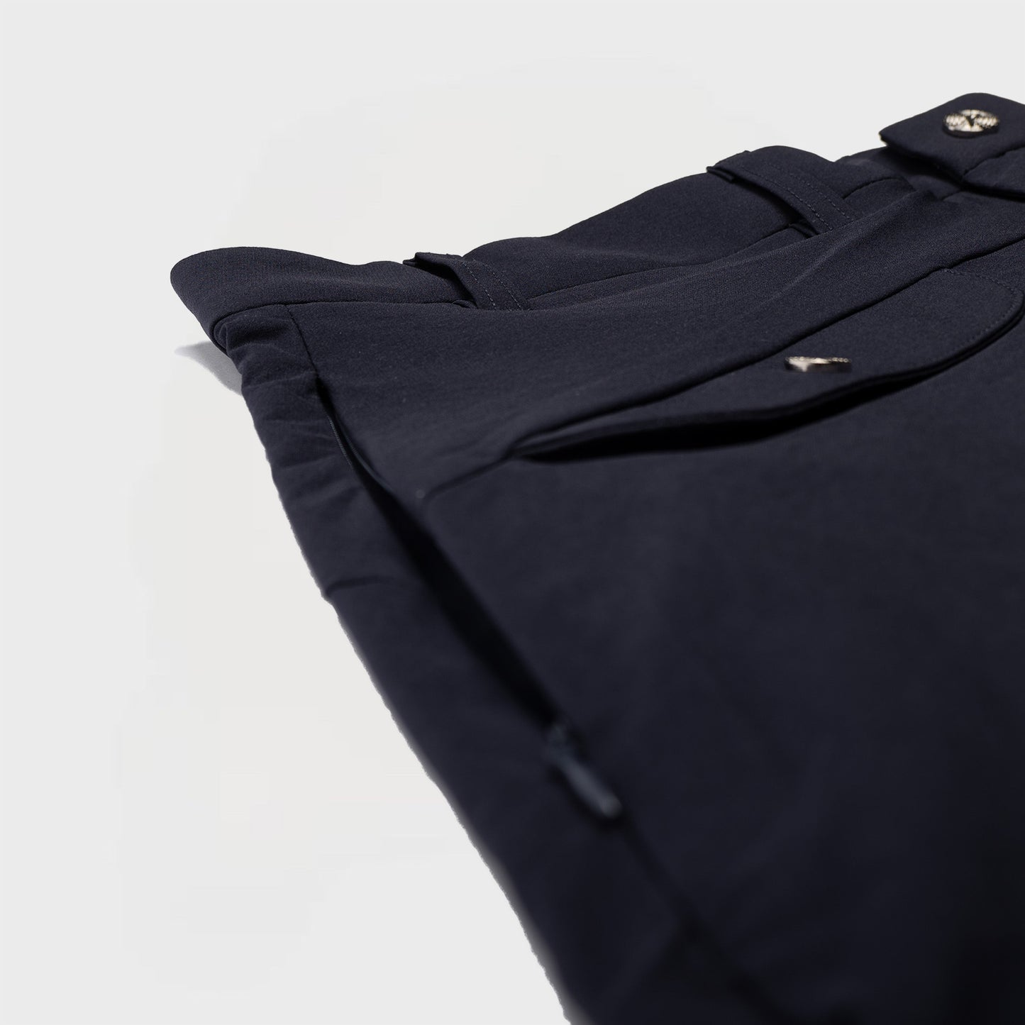 ROAD SHORTS | NAVY