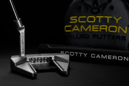 Scotty Cameron 2025 Phantom 7.2 Putter