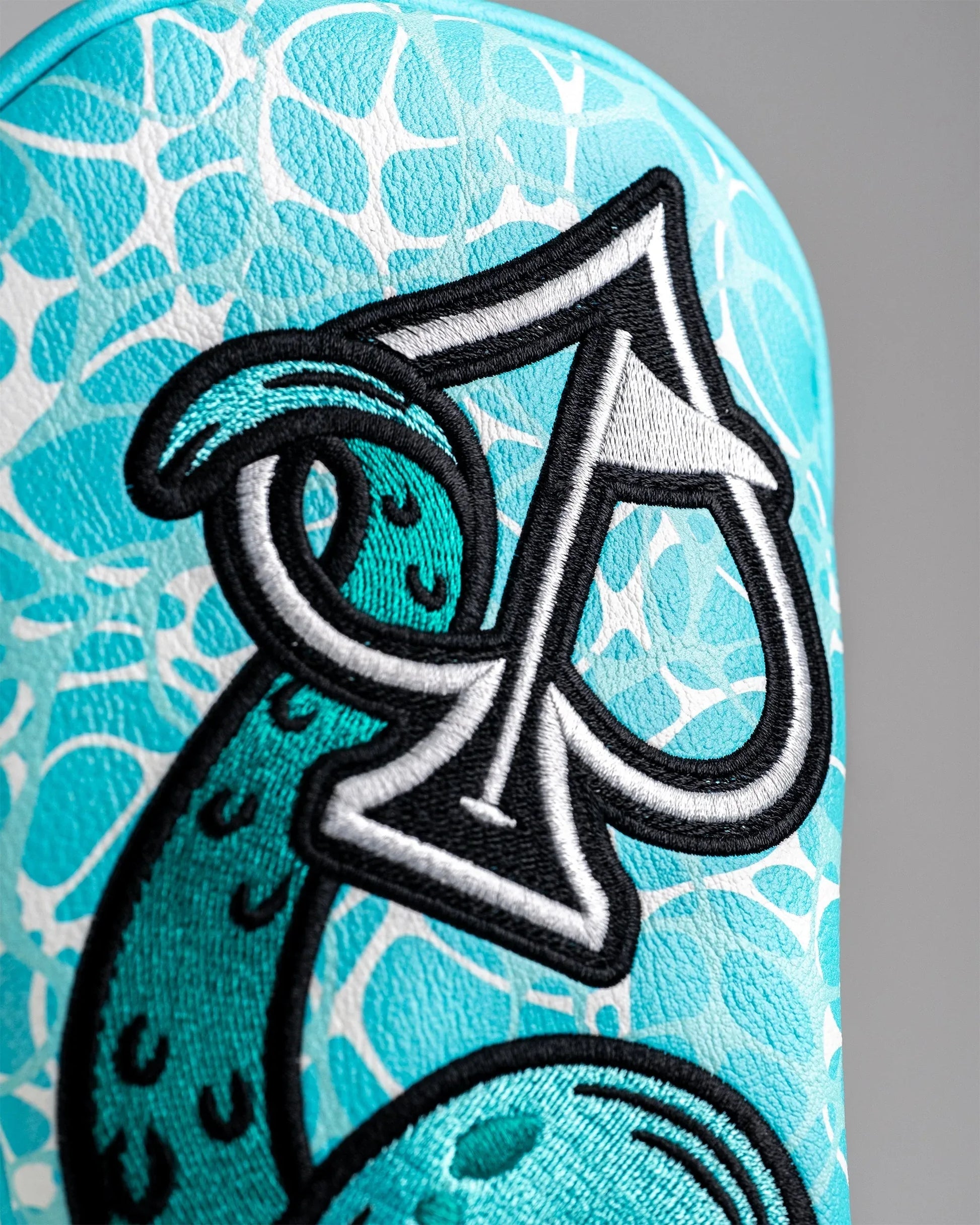 Kraken - Fairway Cover - GOLF LEAGUE