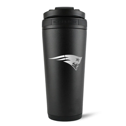 26BLACK-C_NFL_NewEnglandPatriots_26ozIceShaker_Black_Back_Shadow - GOLF LEAGUE