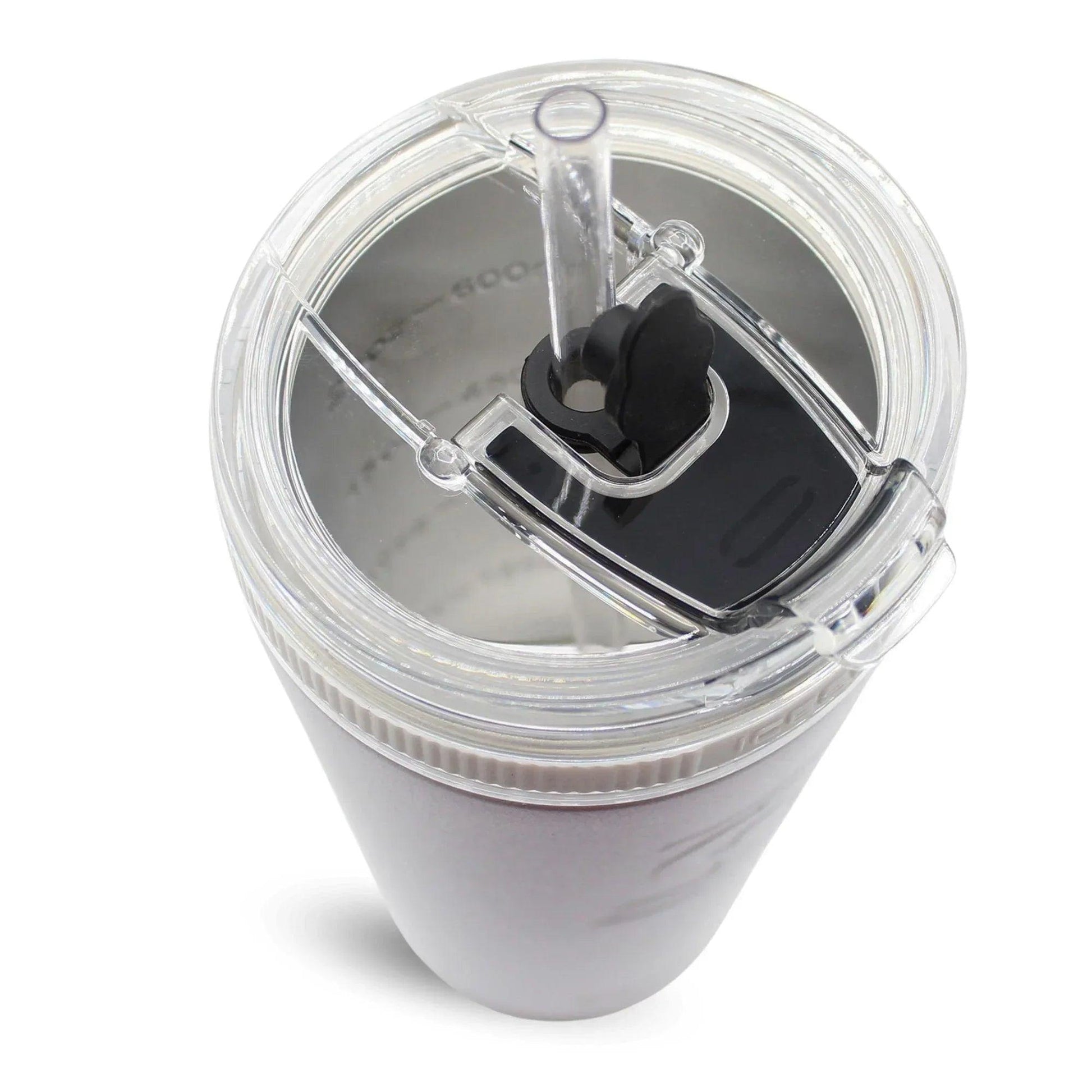 26FLEXWHITE_26ozFlexBottle_White_LidCloeUp_StrawInserted_shadow_5f677e79-e05c-4b4b-9f6a-5fc629163931 - GOLF LEAGUE