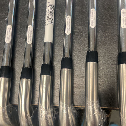 Cobra Aerojet Iron Set - Right Hand (Regular Flex Steel Shaft) - 5-PW/GW