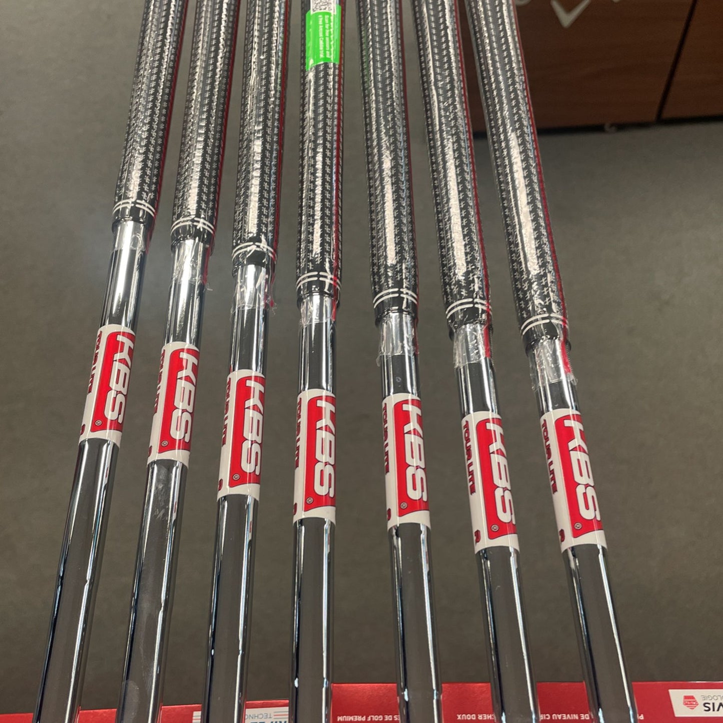 Cobra Aerojet Iron Set - Right Hand (Regular Flex Steel Shaft) - 5-PW/GW