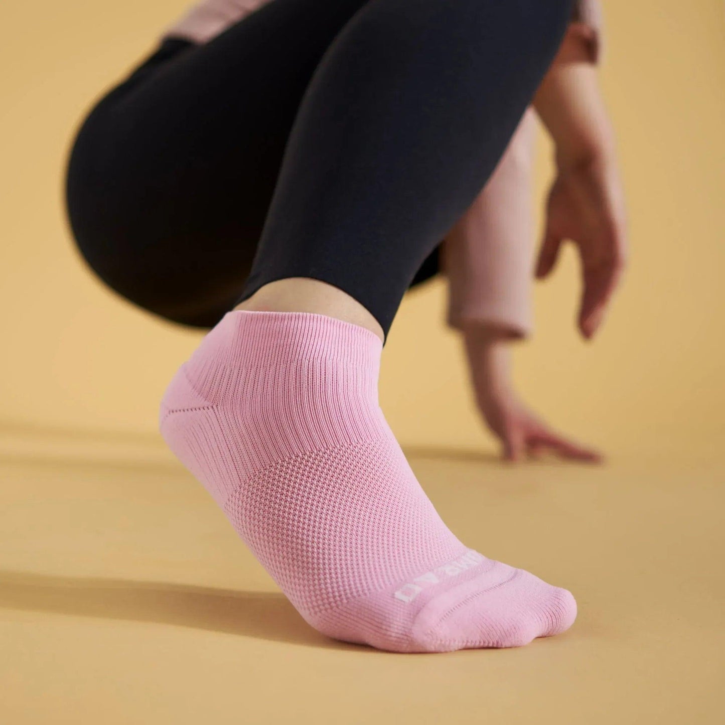 ANK-SL-4222-04-ankle-nylon-solid_pink_lil - GOLF LEAGUE