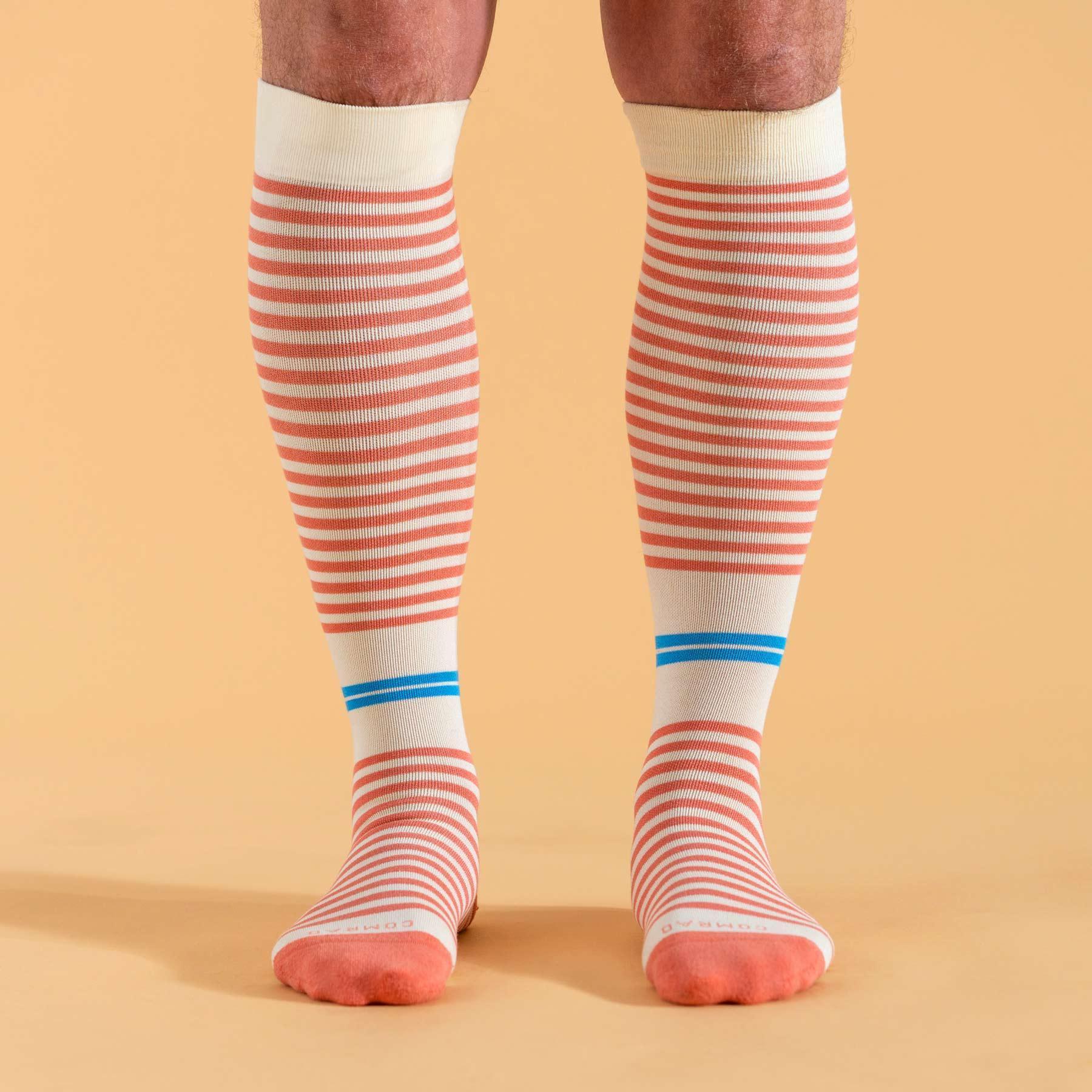 CTK-SK-3936-knee-high-cotton-tencel-stripe_cream-terra-cotta_lifestyle1_11d811e1-72d0-41e2-8447-8bf62ae4f527 - GOLF LEAGUE