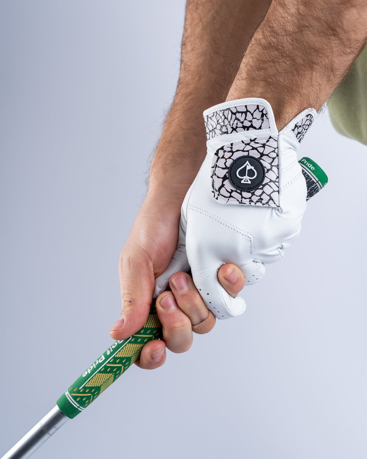 Premium Tour Glove - Elephant Print