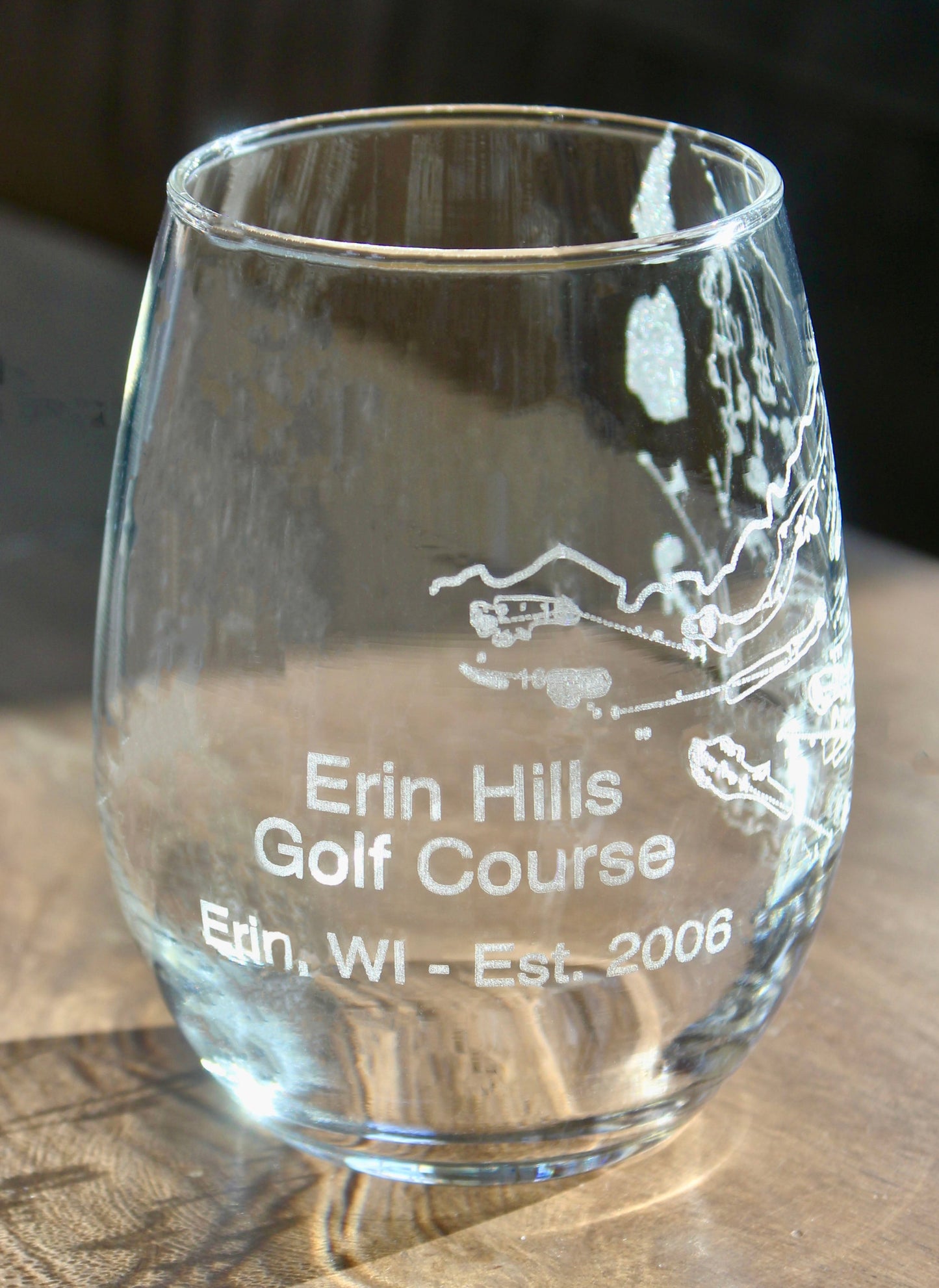 Erin Hills Golf Course - Laser Engraved Course Map Glasses