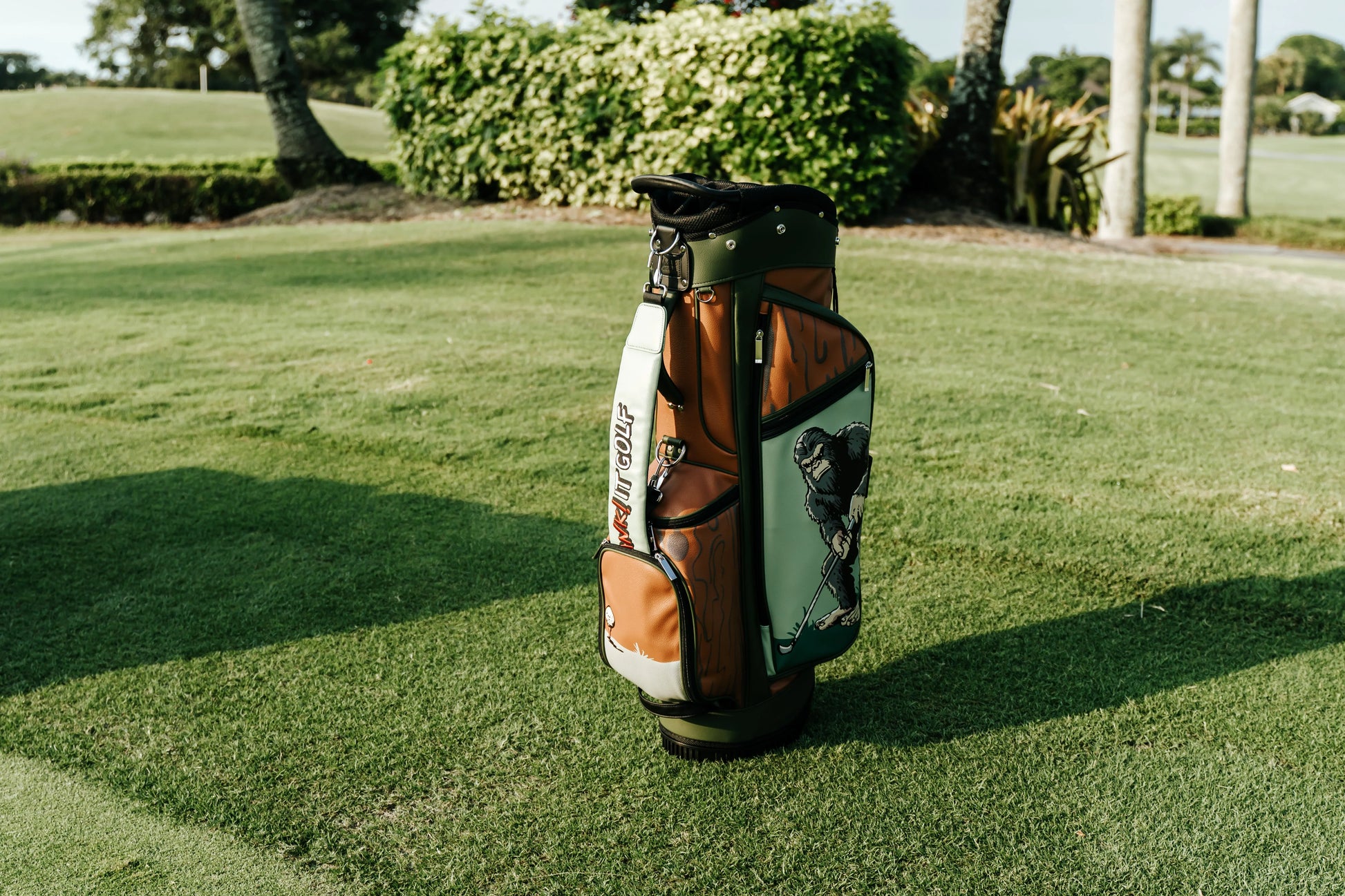 Sasquatch Golf Bag - GOLF LEAGUE