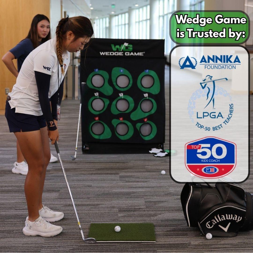Golfer_chipping_into_Wedge_Game_at_the_Annika_Sorenstam_event - GOLF LEAGUE