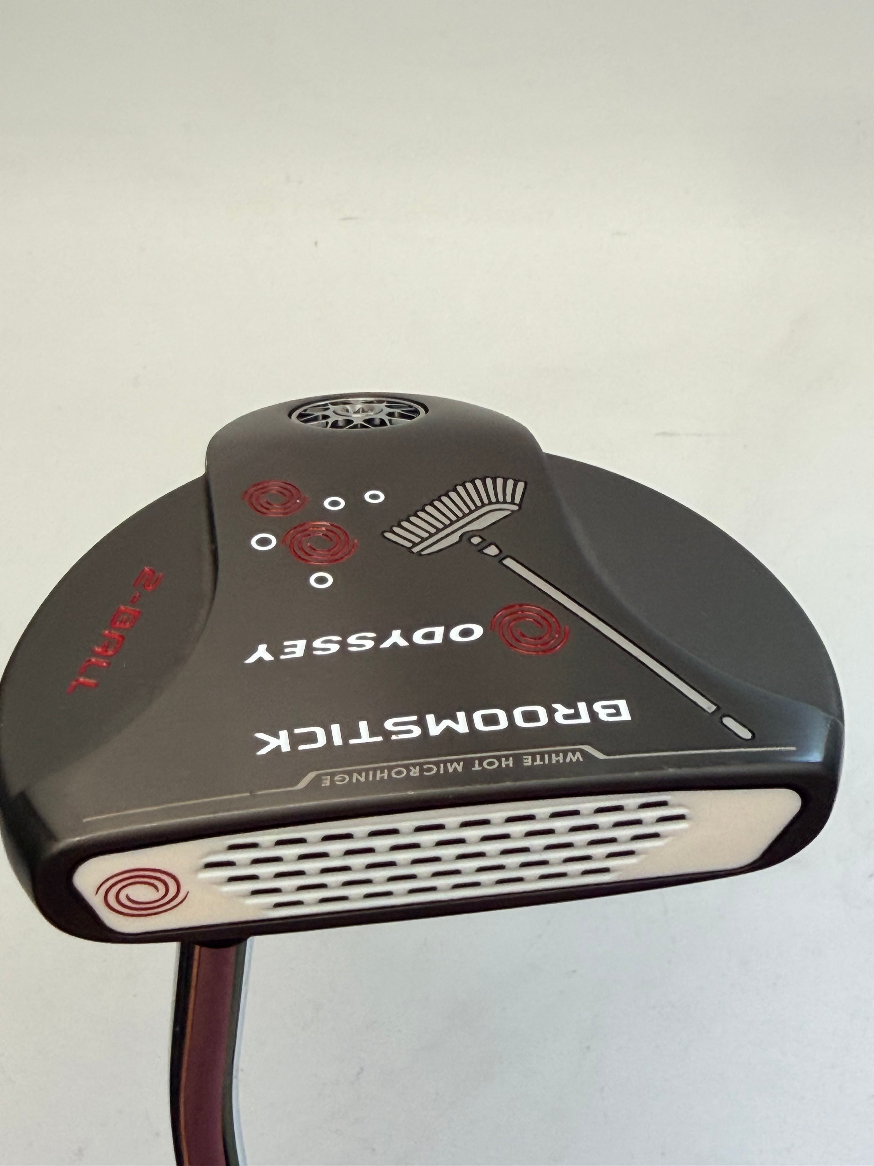 Odyssey White Hot Microhinge 2-Ball Broomstick Putter 48