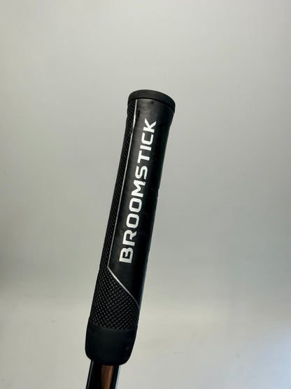Odyssey White Hot Microhinge 2-Ball Broomstick Putter 48" (Used)