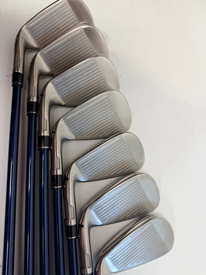 TaylorMade SIM2 Max Iron Set 5-AW Ventus Blue 6 Regular Flex (Used)