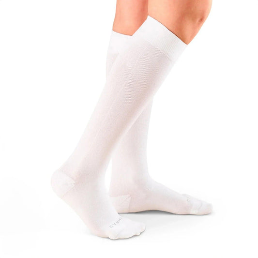 KHC-SL-0103-L2-knee-high-nylon-solid_white_lifestyle-lil - GOLF LEAGUE