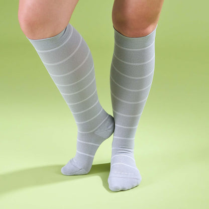 KHC-ST-1890-L2-knee-high-nylon-stripes_heather-white_lifestyle_2363b3b7-d0ac-42d1-b3ec-c18478f264fb - GOLF LEAGUE