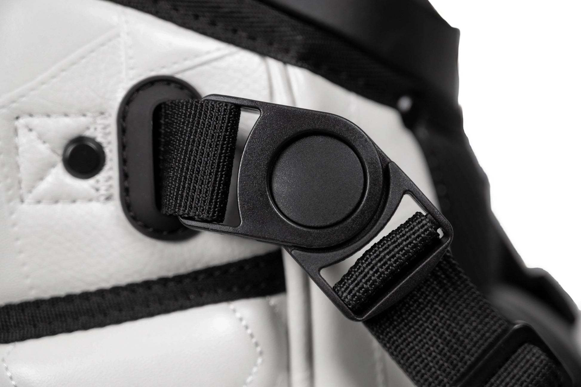 LUXG-ExoticWomen_s8.5CBPatchworkWhite-CLIP-HR - GOLF LEAGUE