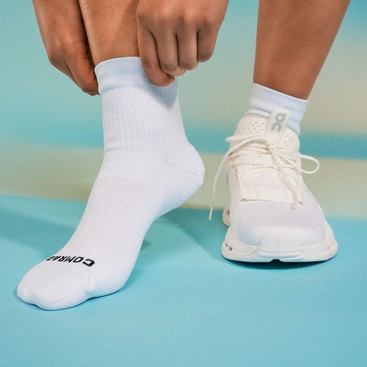 QNK-SL-555_white_lifestyle1 - GOLF LEAGUE