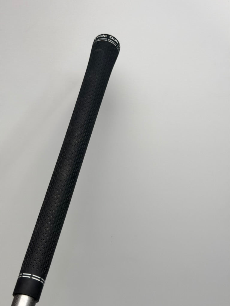 Titleist 915F 7 Wood 21° RH Diamana 60 x5ct R