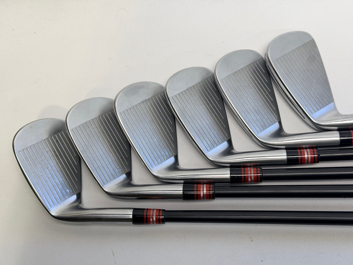 TaylorMade P770 Iron Set 5-PW RH Fujikura AXIOM 105 X VeloCore Graphite