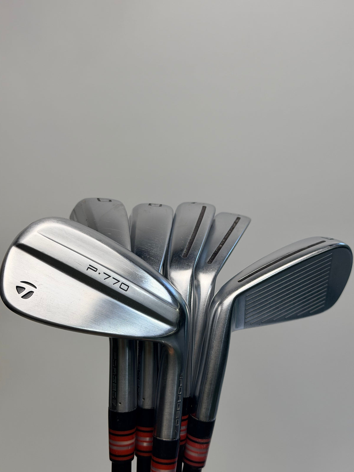 TaylorMade P770 Iron Set 5-PW RH Fujikura AXIOM 105 X VeloCore Graphite