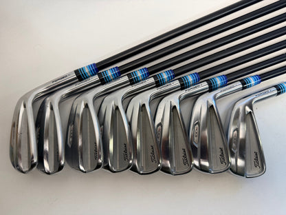 Titleist T100S Iron Set 4-PW 48° RH Fujikura AXIOM 75 R2 Senior Graphite