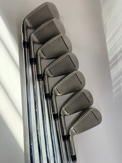 TaylorMade M1 Iron Set 4-PW RH XP 95 R300 Regular Steel