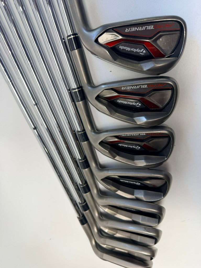 TaylorMade AeroBurner Irons 4-PW AW RH REAX 88 Steel Stiff (Used)