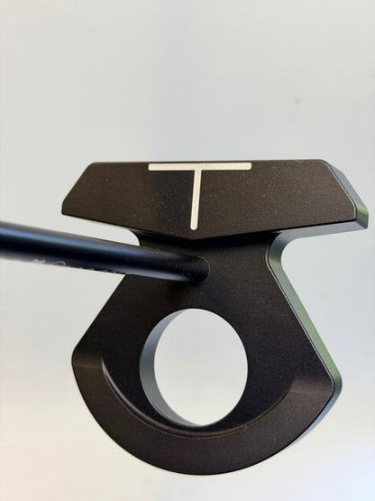 L.A.B. Golf DF3 Broomstick Putter