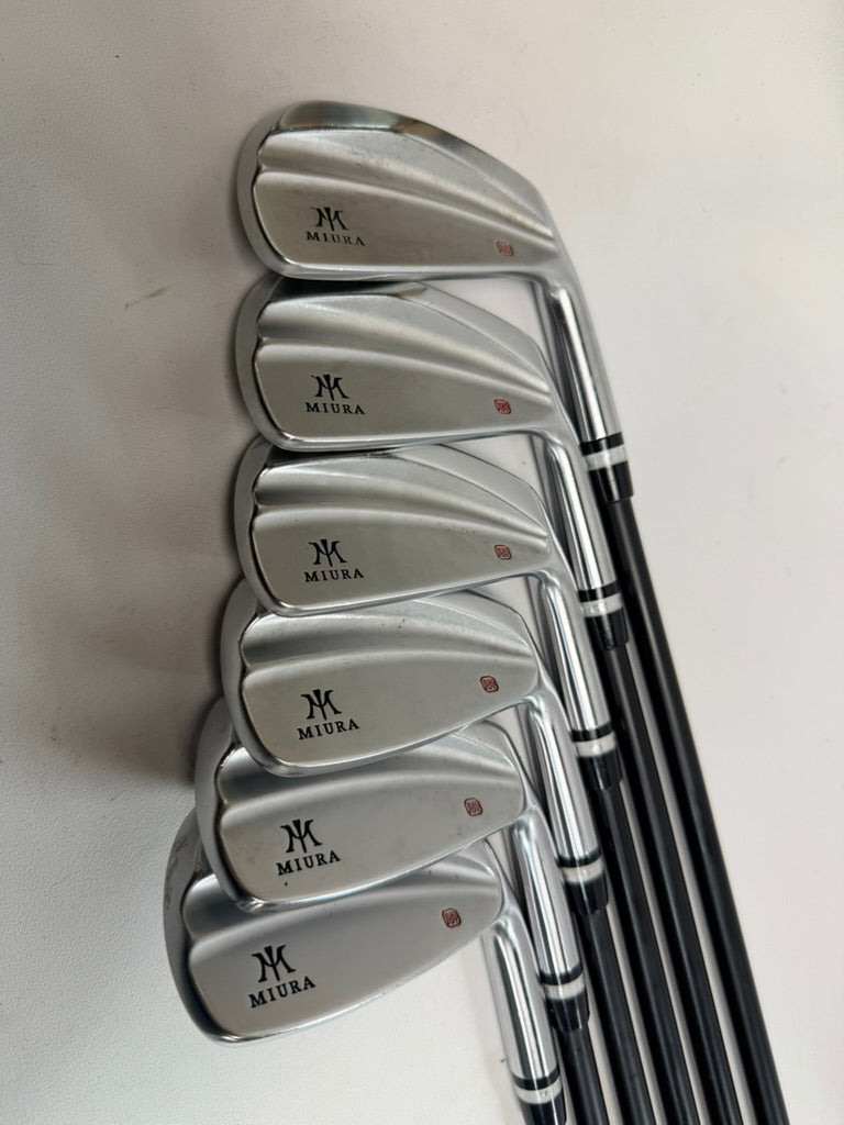 Miura KM-700 Red Stamp 5-PW Axiom 105 S VeloCore Stiff Iron Set RH