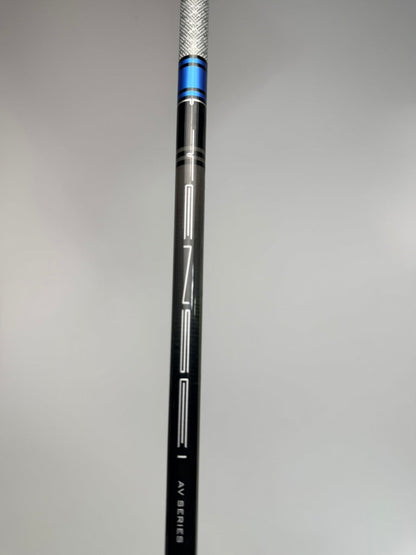 Titleist GT2 7 Wood 21° Regular Mitsubishi Tensei AV Blue 65 RH