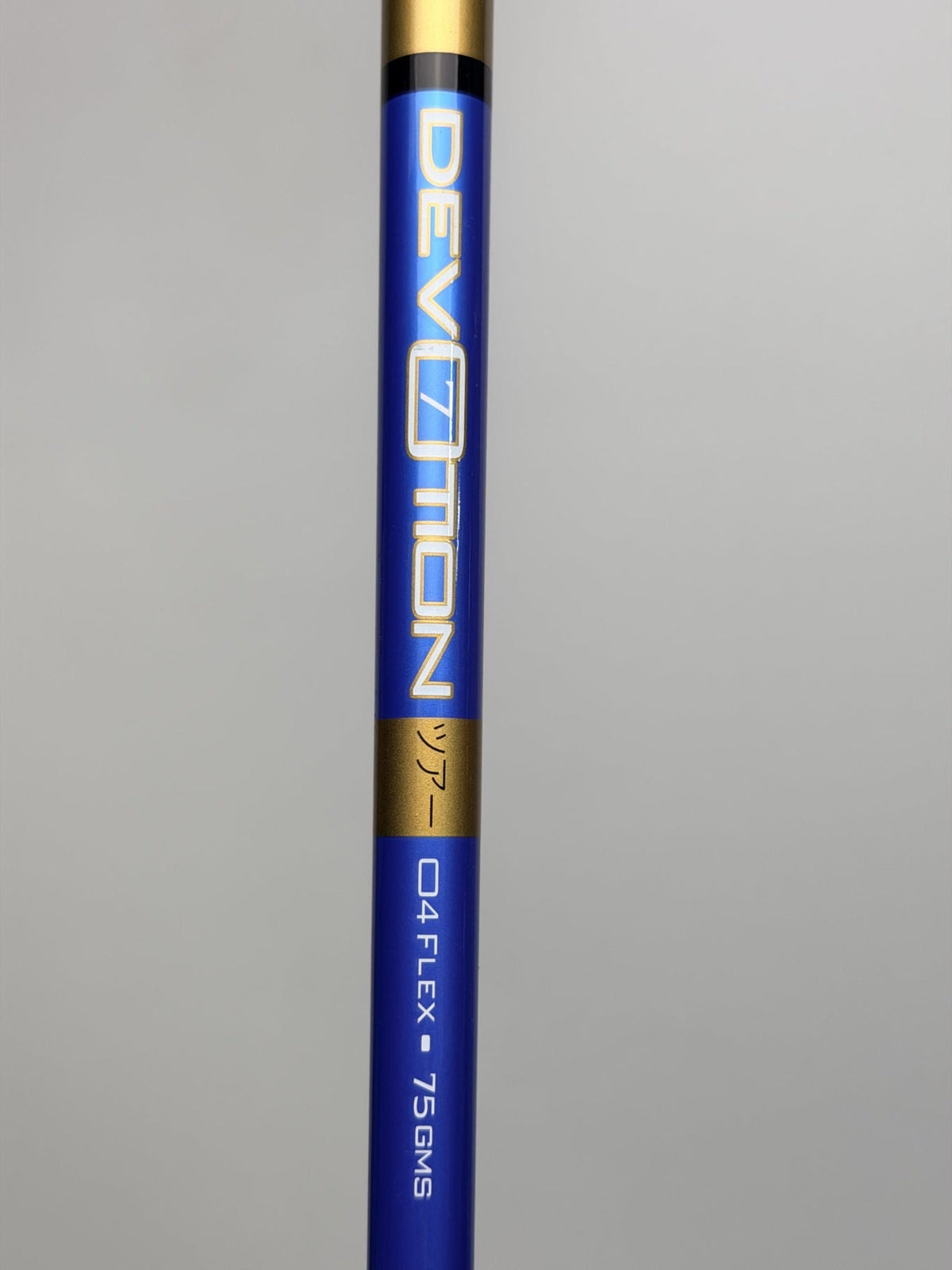 Titleist 915D2 Driver 10.5° RH OBAN Devotion 7 04 75g