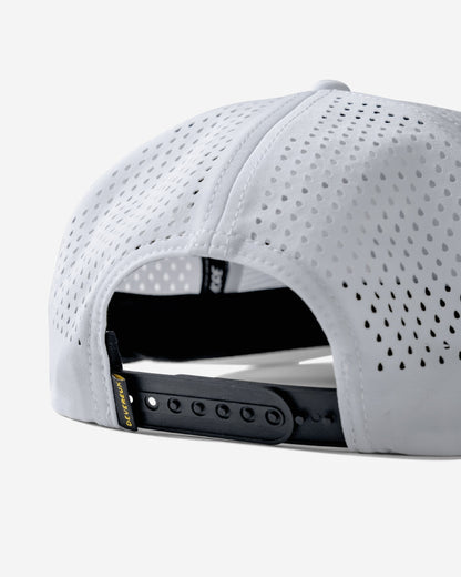 Skull Caddie Performance Rope Hat - White