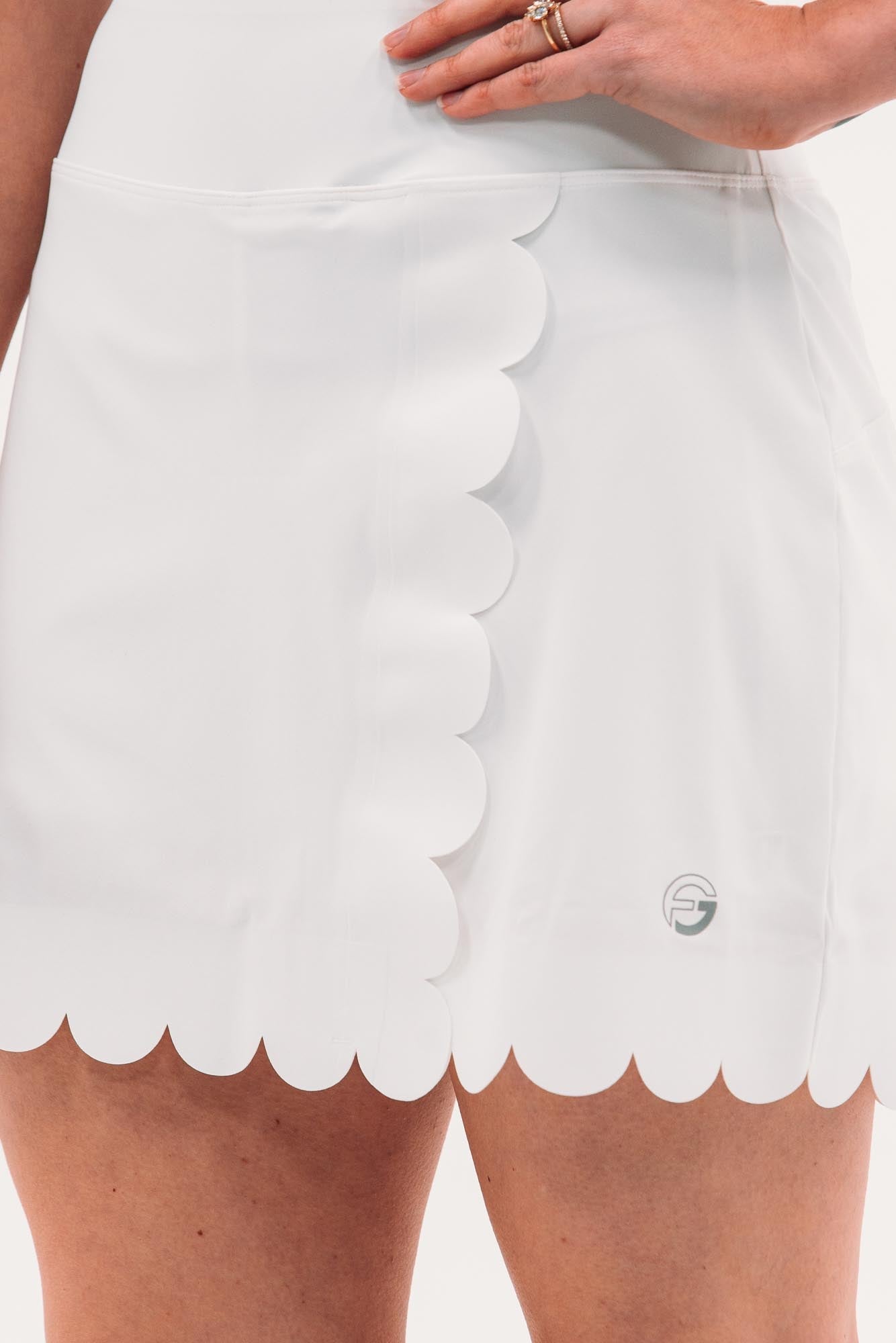 Core Scallop Hem Skirt