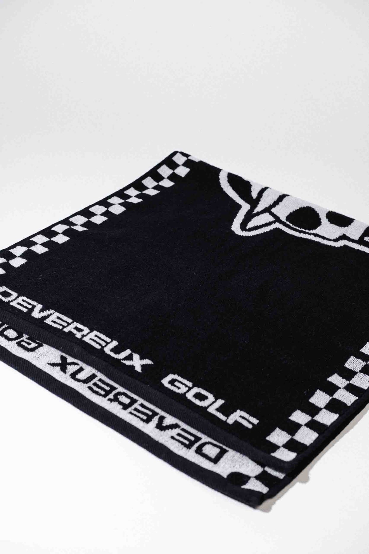 Skull Caddie Knitted Towel - Black / White