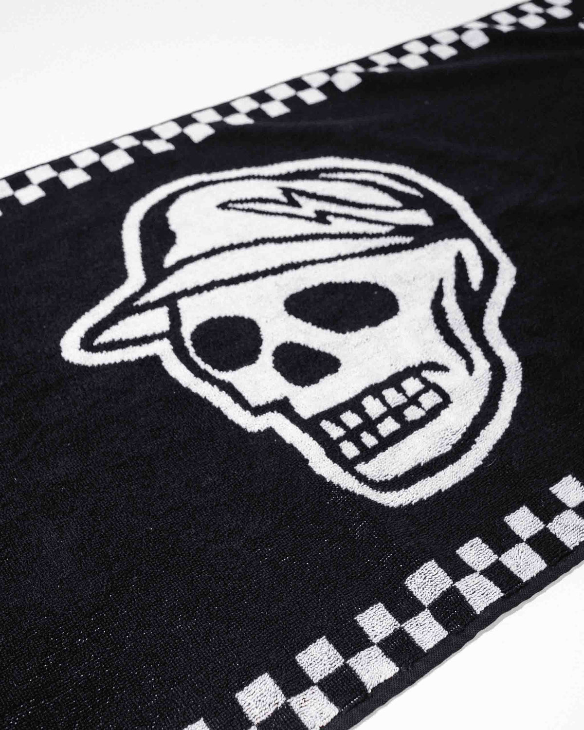 Skull Caddie Knitted Towel - Black / White