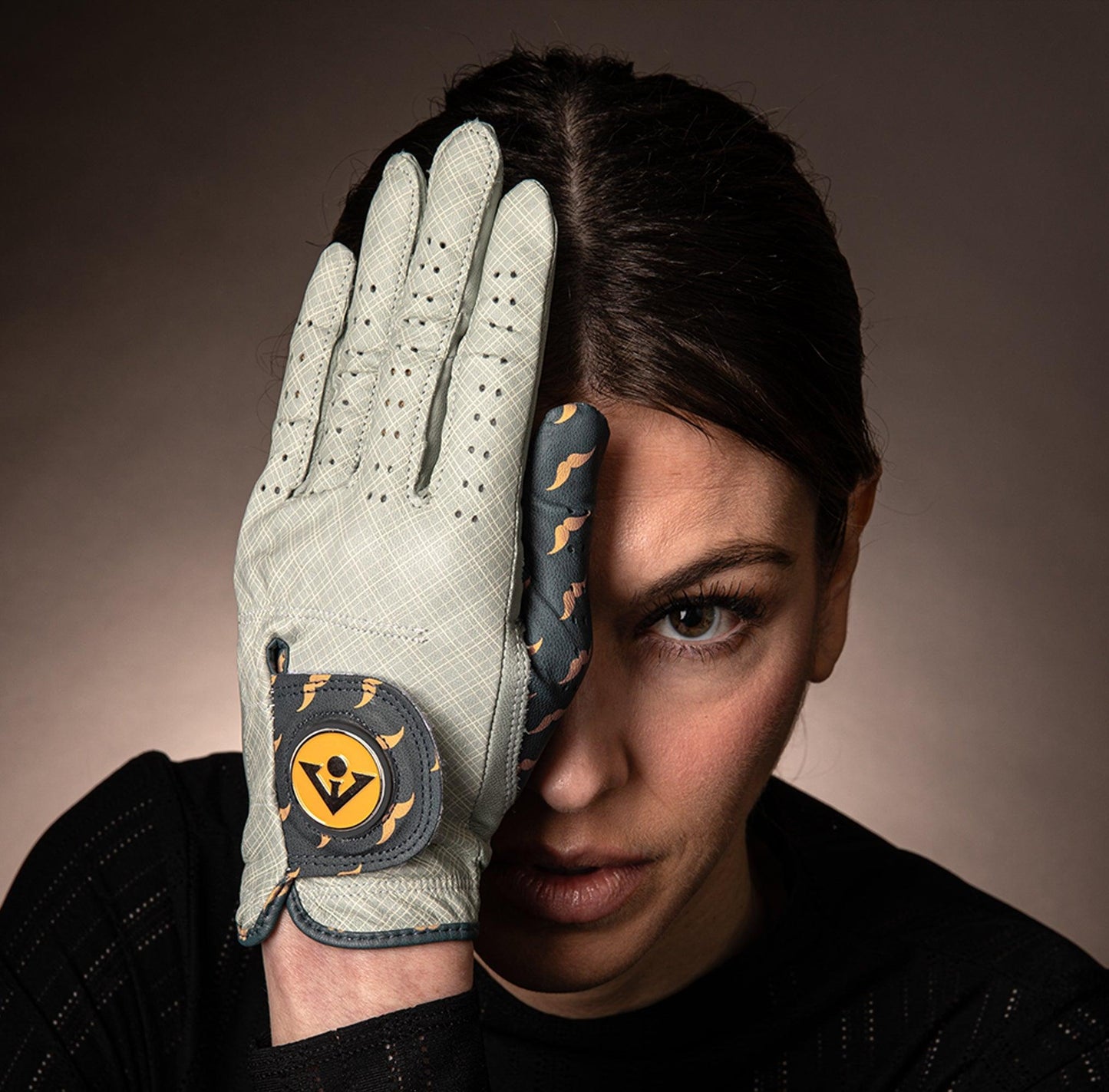 Wooly-Burg | Women's Charcoal Golf Glove