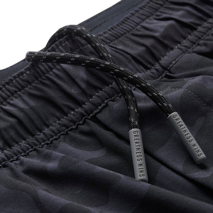 Core Tech 5" Short