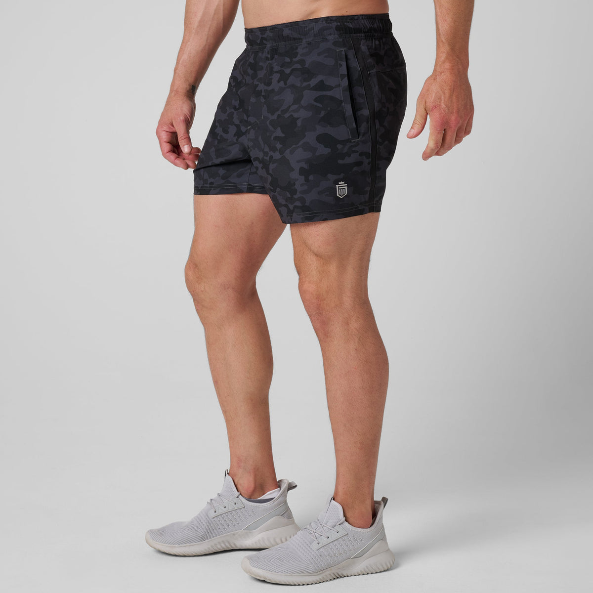 Core Tech 5" Short