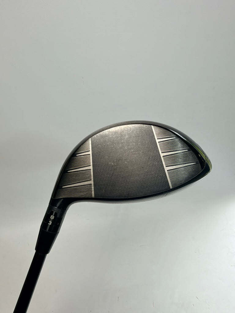 Titleist GT2 Driver 9° RH Mitsubishi Tensei AV 75 Stiff