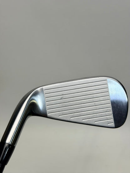 Titleist U505 4 Utility Iron RH Project X HZRDUS 80 HY 6.0