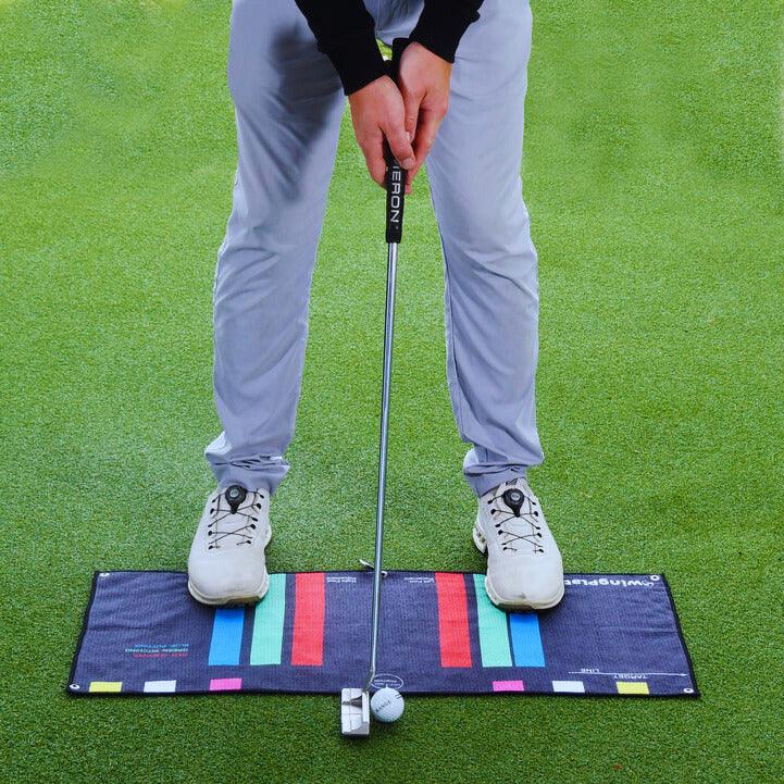 swingplatestancetowel_2 - GOLF LEAGUE